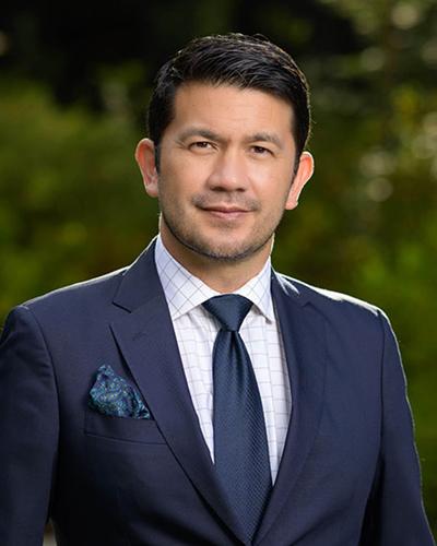 Portrait of Mark Delos Reyes Davis
Vice Chancellor for University Relations